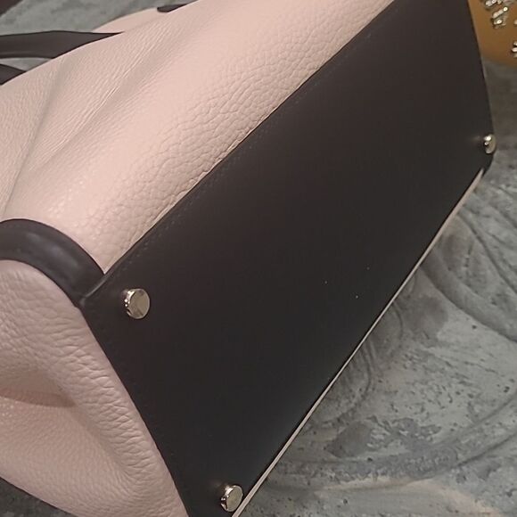 Kate Spade Duncan Caroline Lane Like New Pebbled Leather Bag - Picture 5 of 13